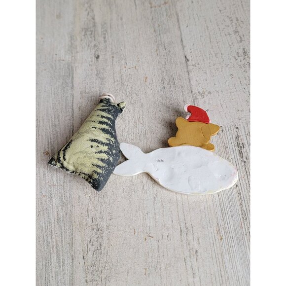 Vintage cat fish food ornament Xmas set pet mistletoe Santa hat - Picture 5 of 5